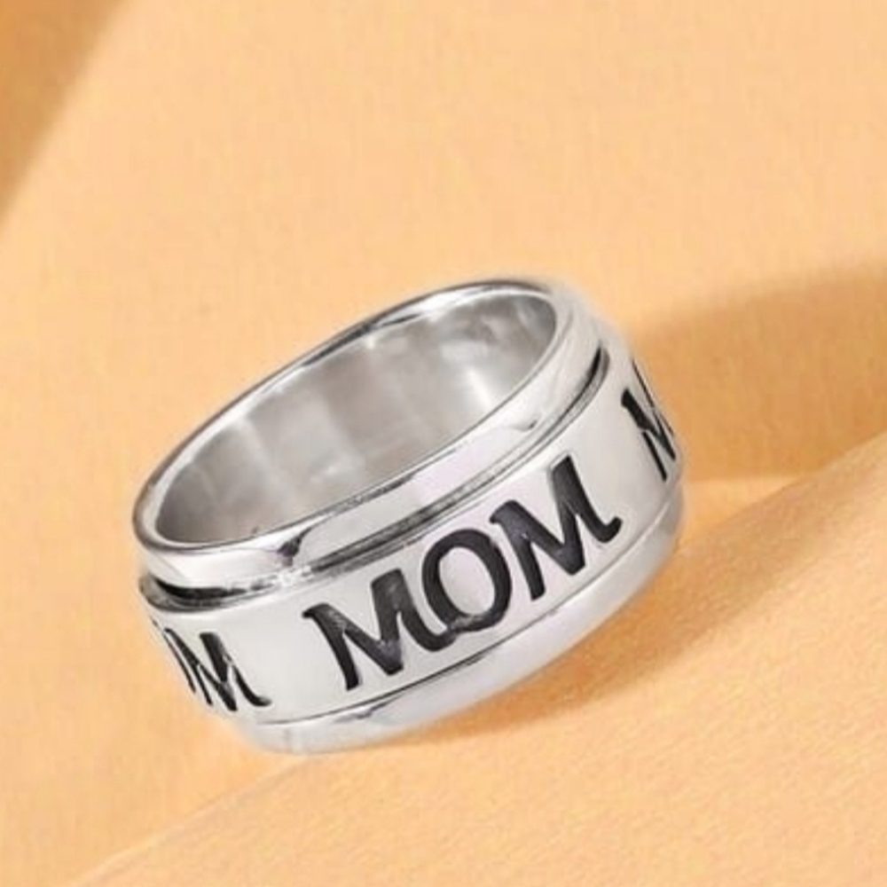 Sterling Silver Spinner Ring for Mom! Size 5! - Picture 2 of 4